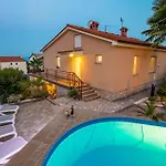 60 Croatia Holiday home *