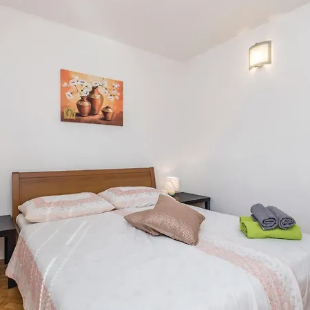 60 Croatia Tatil Evi Ika