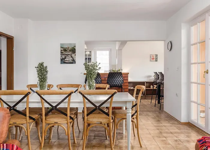 60 Croatia Tatil Evi