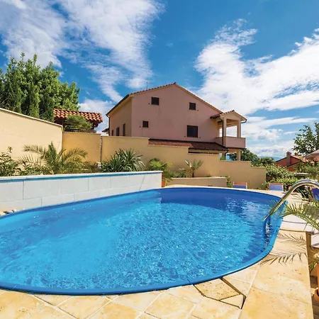 60 Croatia Holiday home *