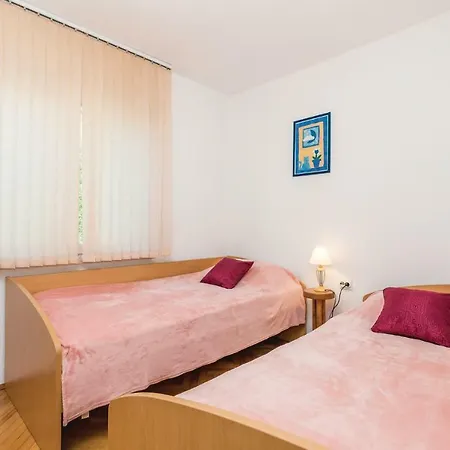 60 Croatia Holiday home *